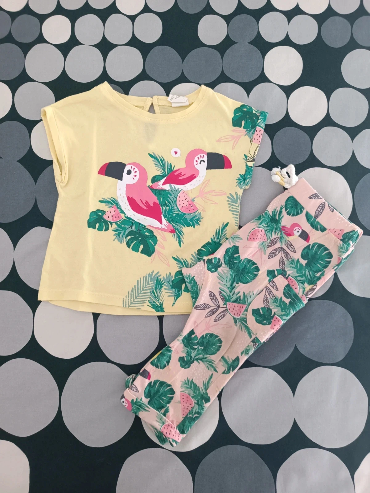 Conjunto H&M 9‑12 meses - Flamingos & Melancias 💕